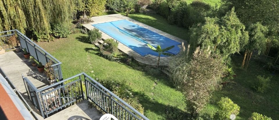 House 17 rooms of 395 m² in Frayssinet (46310)