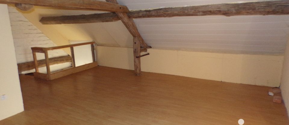 Maison 8 pièces de 211 m² à Gron (89100)