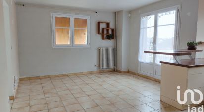 Appartement 2 pièces de 53 m² à Bondy (93140)