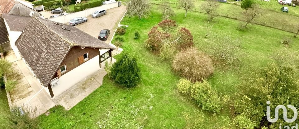 Maison de village 4 pièces de 84 m² à Véron (89510)