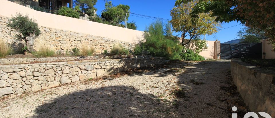 Maison traditionnelle 4 pièces de 112 m² à Auriol (13390)