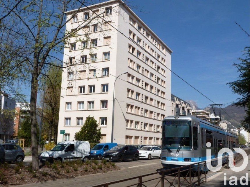 Apartment 4 rooms of 68 m² in Grenoble (38100)