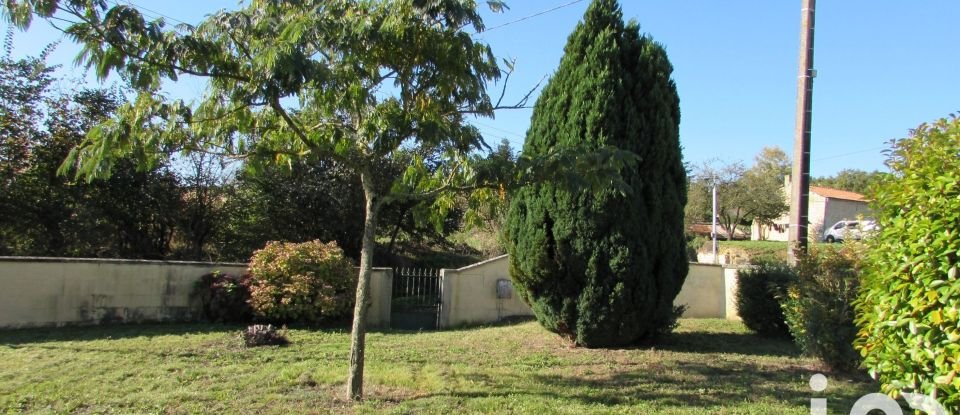 Traditional house 7 rooms of 128 m² in Loudun (86200)