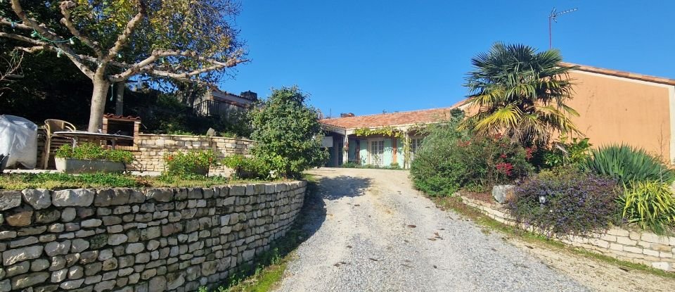 Maison traditionnelle 6 pièces de 143 m² à Ardin (79160)