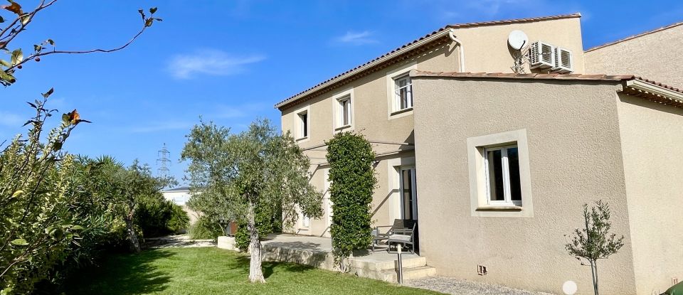 Traditional house 5 rooms of 145 m² in Sainte-Cécile-les-Vignes (84290)