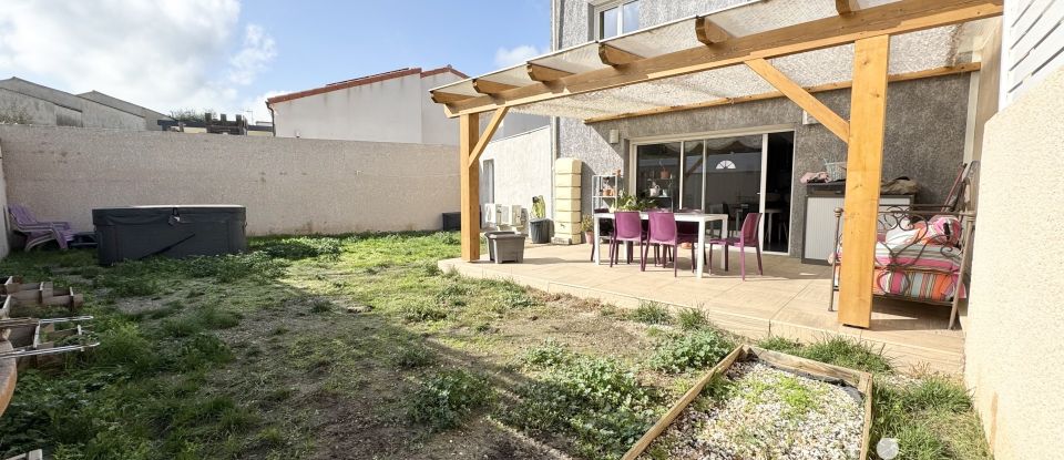 Maison 4 pièces de 77 m² à Passa (66300)