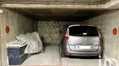 Parking of 10 m² in Paris (75014)