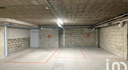 Parking of 10 m² in Paris (75014)