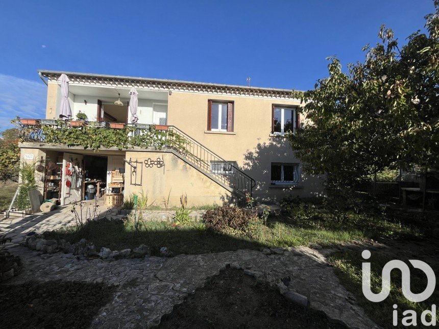 Traditional house 6 rooms of 98 m² in Forcalquier (04300)