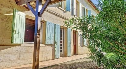 Maison 9 pièces de 194 m² à Castillon-la-Bataille (33350)