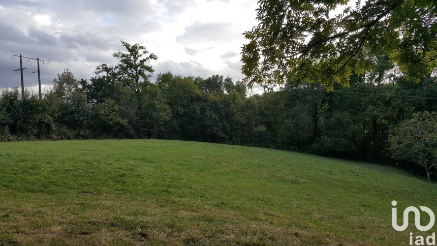 Terrain de 5 840 m² à Saillac (19500)