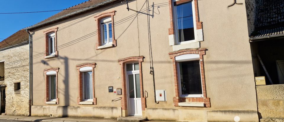 Village house 7 rooms of 164 m² in Massingy (21400)