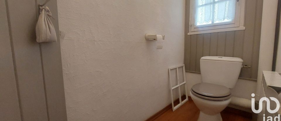 Maison de campagne 4 pièces de 110 m² à - (86130)