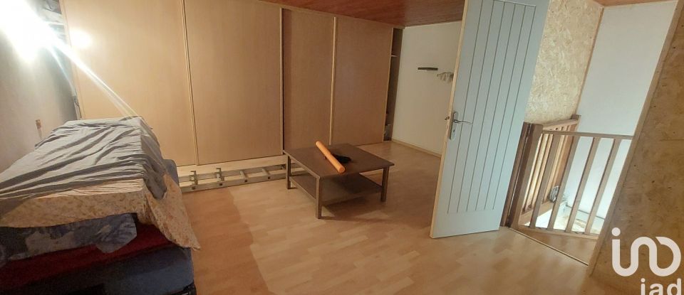 Maison de campagne 4 pièces de 110 m² à - (86130)