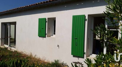 Traditional house 5 rooms of 98 m² in Sainte-Marie-de-Ré (17740)