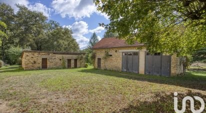 Traditional house 7 rooms of 233 m² in Sarlat-la-Canéda (24200)