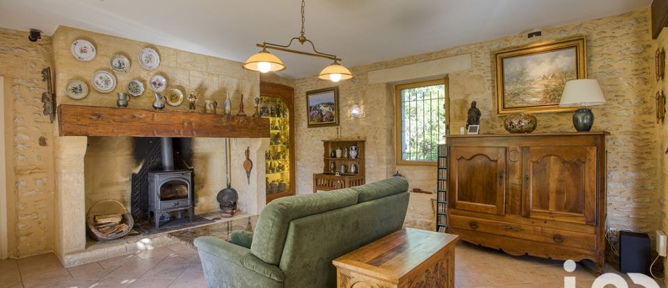 Traditional house 7 rooms of 233 m² in Sarlat-la-Canéda (24200)