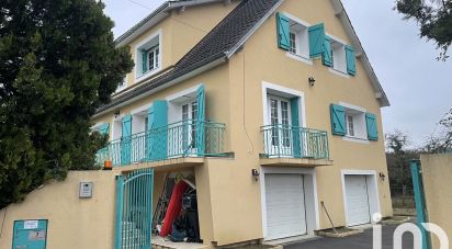 Maison 7 pièces de 235 m² à Bazoches-sur-le-Betz (45210)