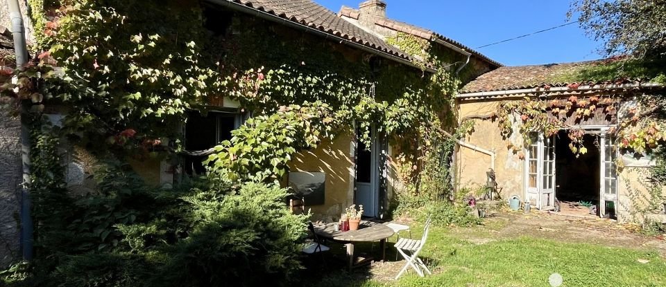 House 4 rooms of 116 m² in La Chapelle-Moulière (86210)