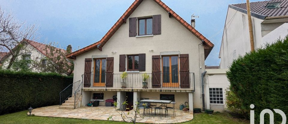 Maison 6 pièces de 127 m² à Pontault-Combault (77340)