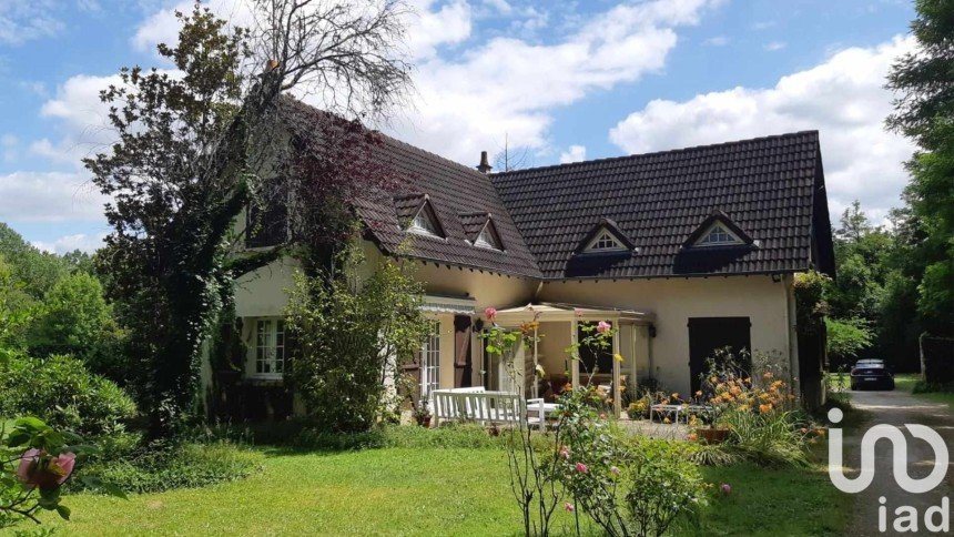 Maison traditionnelle 6 pièces de 169 m² à Pruniers-en-Sologne (41200)