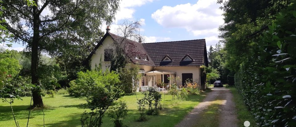 Maison traditionnelle 6 pièces de 169 m² à Pruniers-en-Sologne (41200)