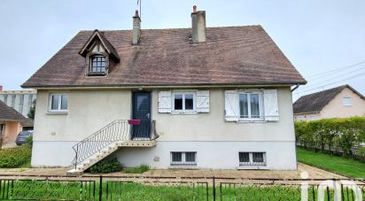 House 6 rooms of 130 m² in Naintré (86530)