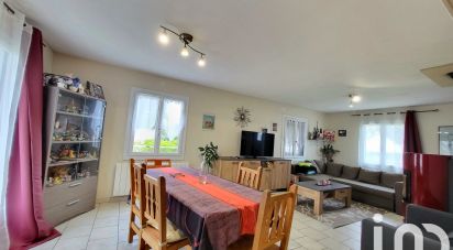 House 6 rooms of 130 m² in Naintré (86530)