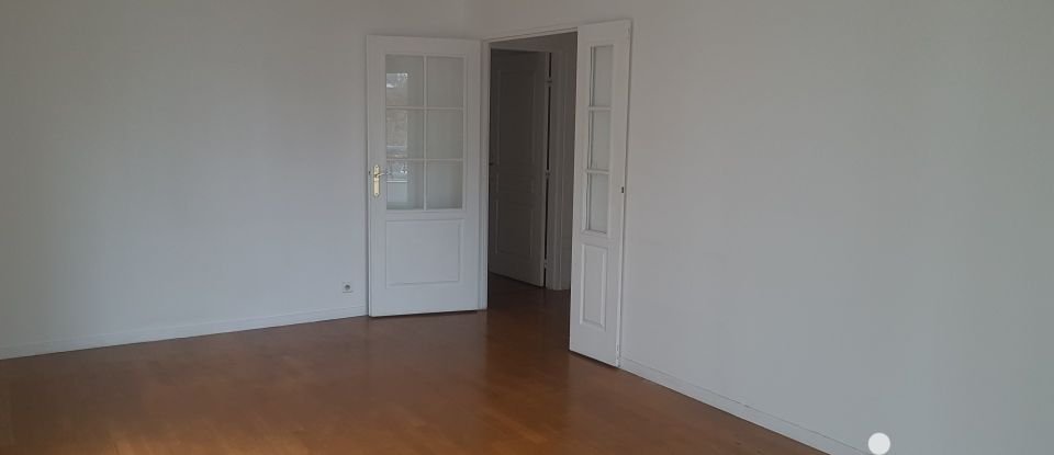 Appartement 3 pièces de 67 m² à Courbevoie (92400)