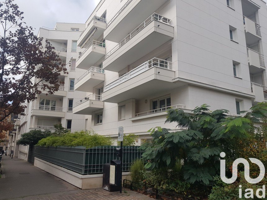 Appartement 3 pièces de 67 m² à Courbevoie (92400)