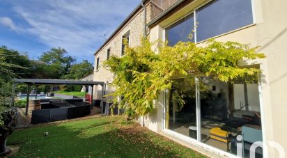 House 8 rooms of 163 m² in Mousseaux-sur-Seine (78270)