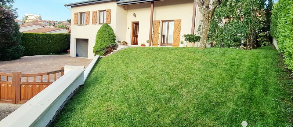 Maison 6 pièces de 129 m² à Villars (42390)