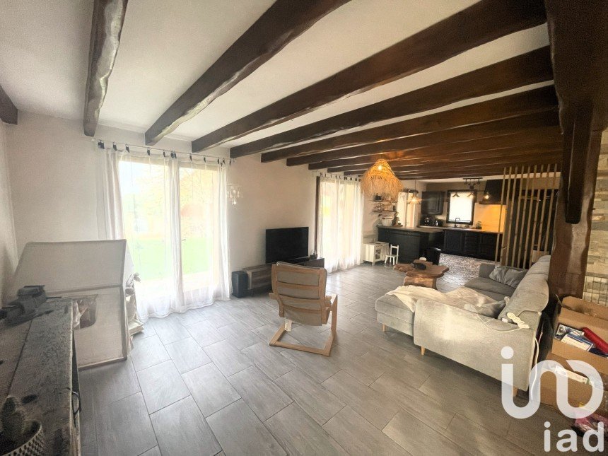 Maison 6 pièces de 135 m² à Ablancourt (51240)