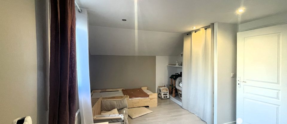 Maison 6 pièces de 135 m² à Ablancourt (51240)