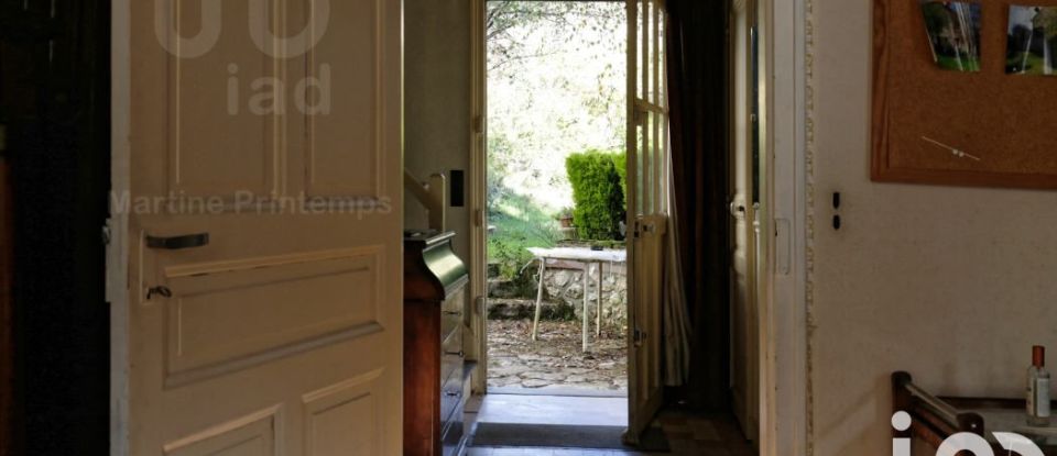 Traditional house 8 rooms of 146 m² in Champagne-sur-Seine (77430)