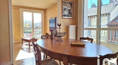 Apartment 5 rooms of 93 m² in Aurillac (15000)