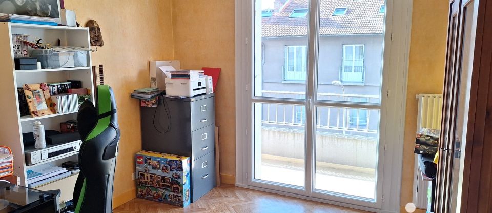 Appartement 5 pièces de 93 m² à Aurillac (15000)