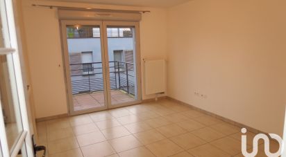 Apartment 2 rooms of 42 m² in Amiens (80090)