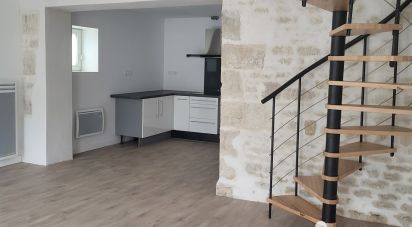 Maison 4 pièces de 85 m² à Niort (79000)