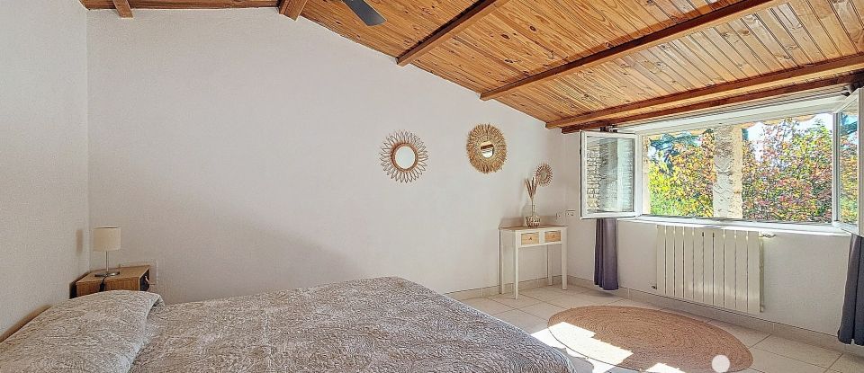 Mas 9 rooms of 204 m² in Cabrières-d'Avignon (84220)