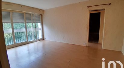 Apartment 2 rooms of 44 m² in Évry (91000)