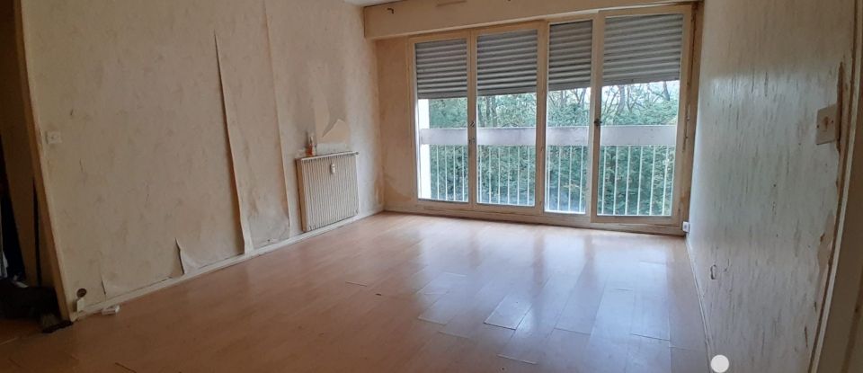 Appartement 2 pièces de 44 m² à Évry (91000)