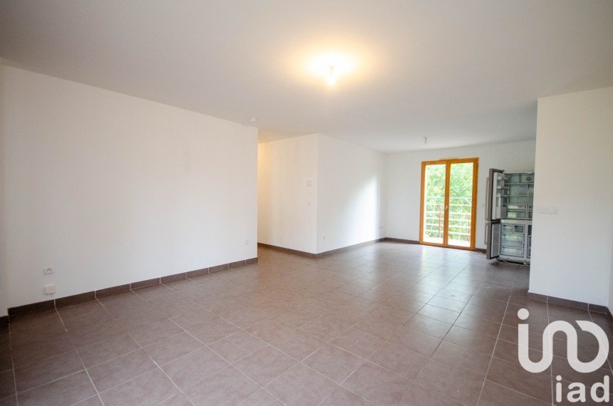 House 5 rooms of 96 m² in Sommepy-Tahure (51600)