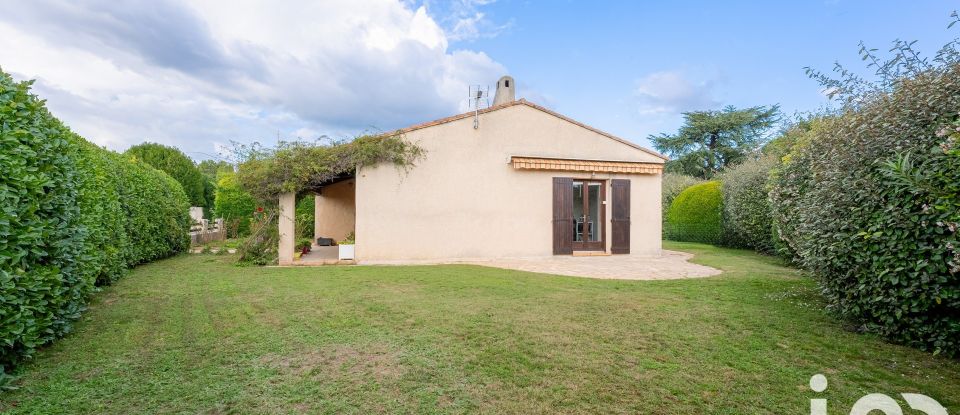 Traditional house 5 rooms of 98 m² in Aix-en-Provence (13540)