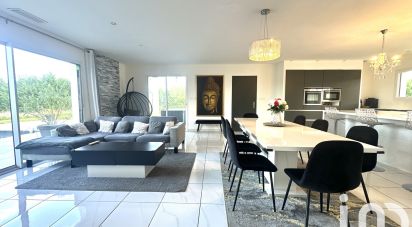 Maison 5 pièces de 145 m² à Barry-d'Islemade (82290)