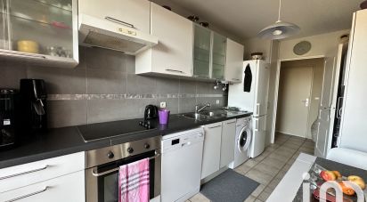 Appartement 4 pièces de 81 m² à Salon-de-Provence (13300)