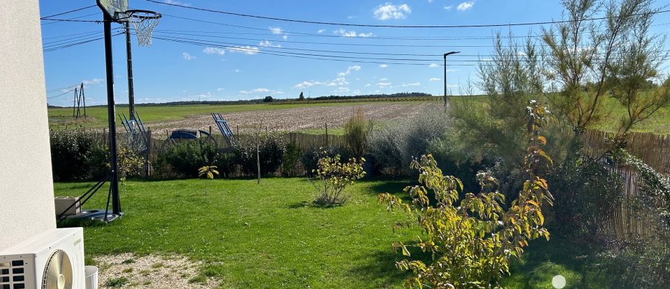 Traditional house 5 rooms of 111 m² in Amboise (37400)