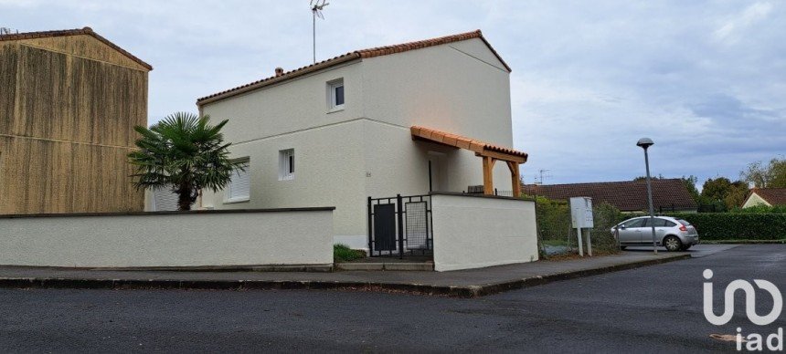 House 4 rooms of 97 m² in Migné-Auxances (86440)