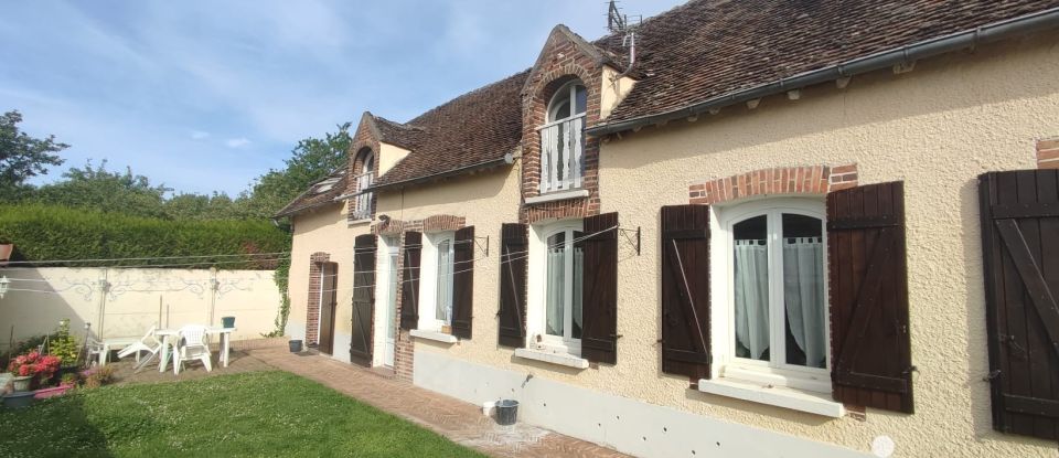 House 5 rooms of 120 m² in Mousseaux-lès-Bray (77480)