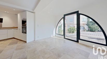 Duplex 4 pièces de 105 m² à LES ISSAMBRES (83380)